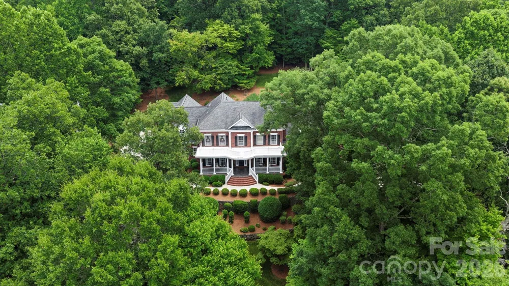 512 Stuart Ridge Cramerton, NC 28032
