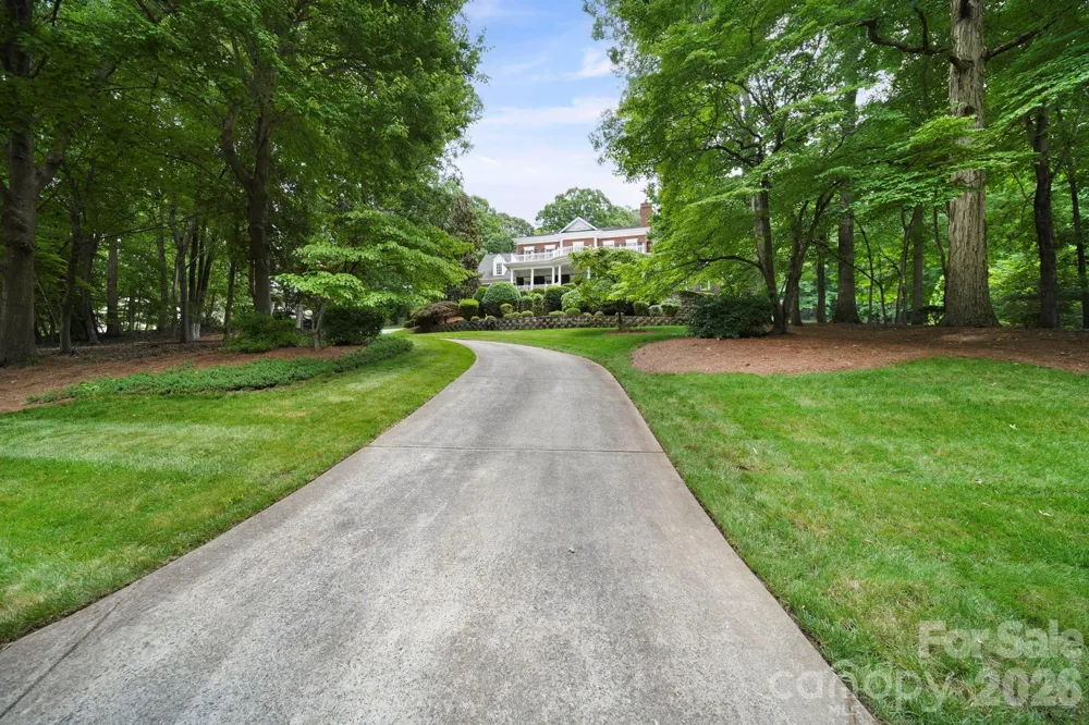 512 Stuart Ridge Cramerton, NC 28032
