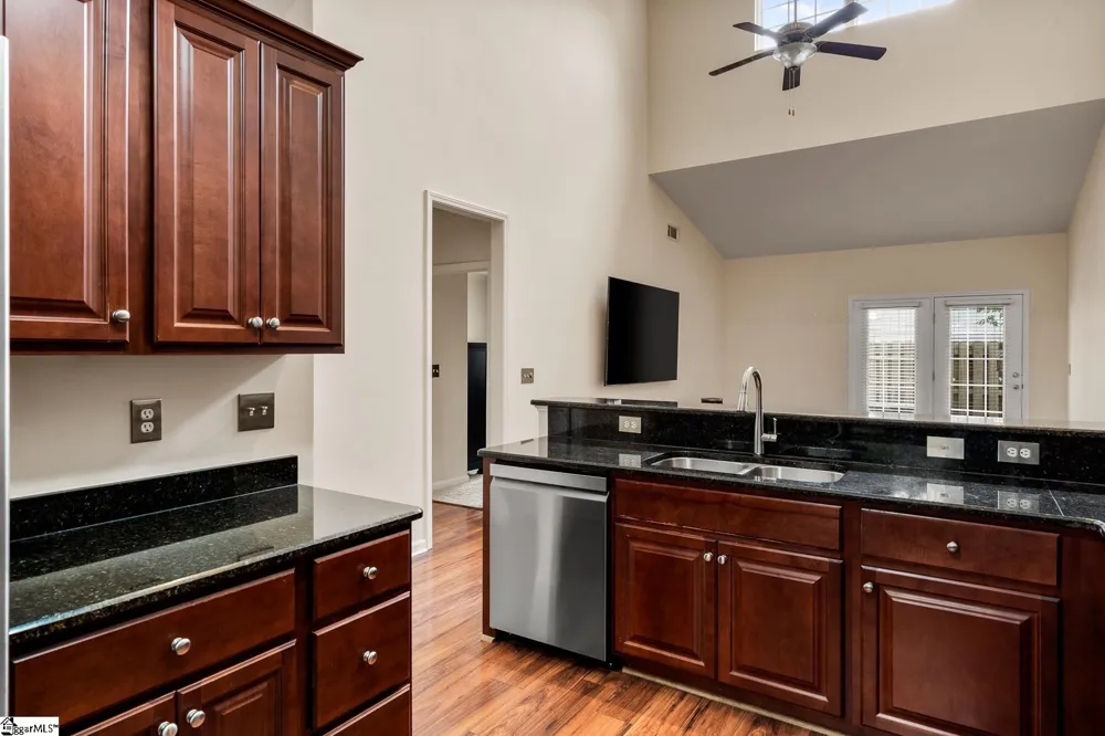 57 Bay Springs Drive Simpsonville, SC 29681