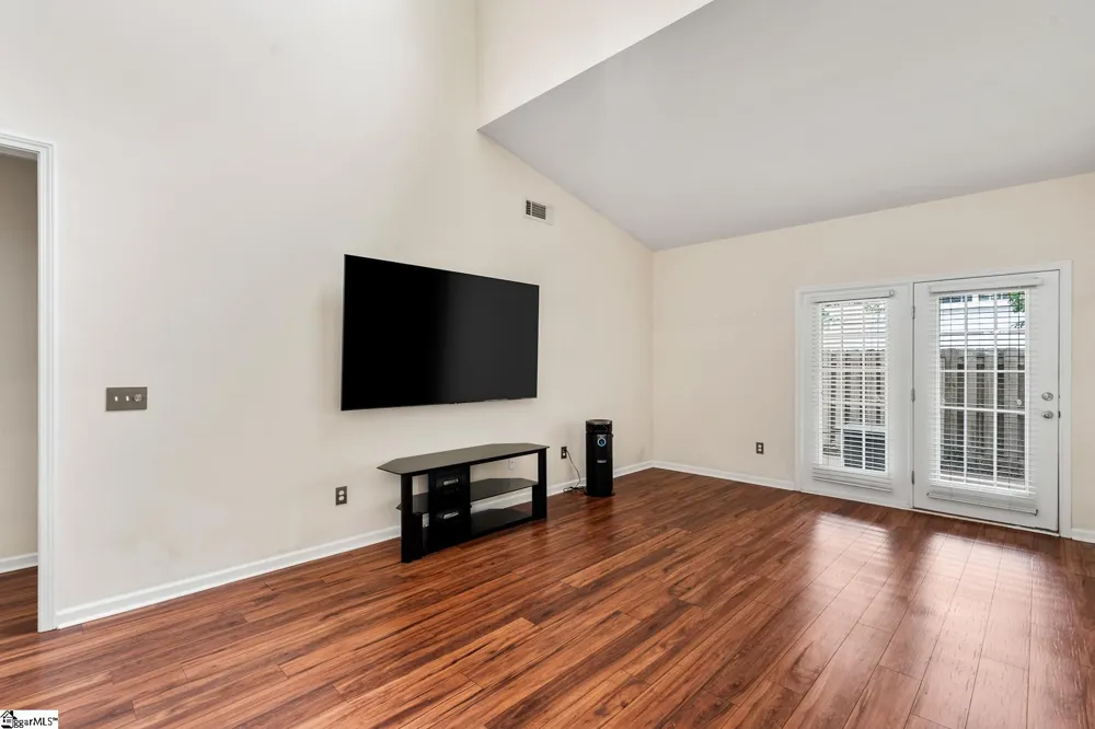 57 Bay Springs Drive Simpsonville, SC 29681