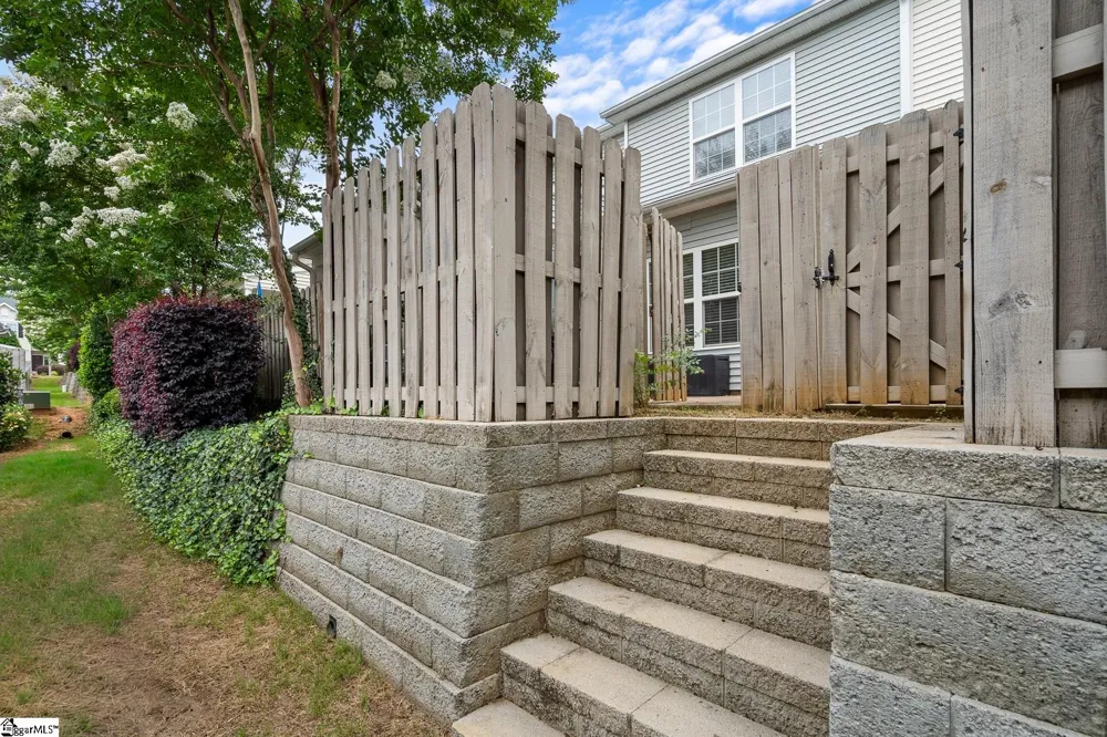 57 Bay Springs Drive Simpsonville, SC 29681