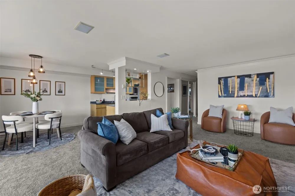 701 122nd Avenue NE #205 Bellevue, WA 98005