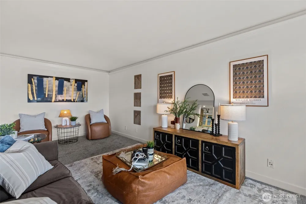 701 122nd Avenue NE #205 Bellevue, WA 98005