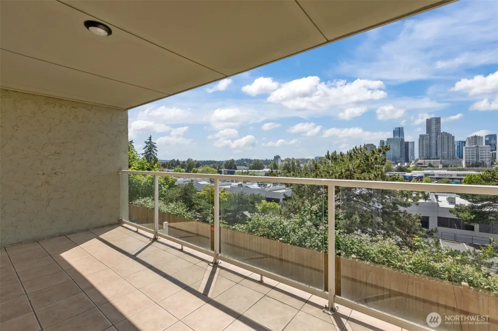 701 122nd Avenue NE #205 Bellevue, WA 98005