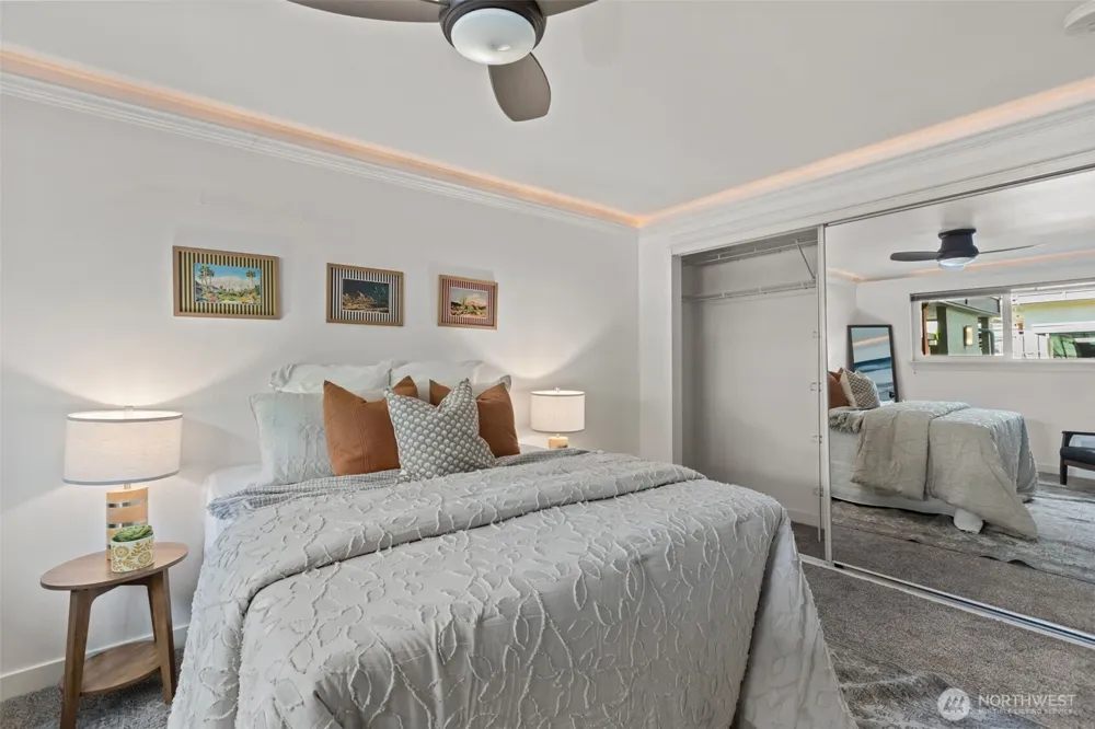 701 122nd Avenue NE #205 Bellevue, WA 98005