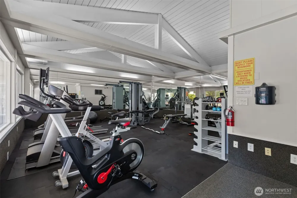 701 122nd Avenue NE #205 Bellevue, WA 98005