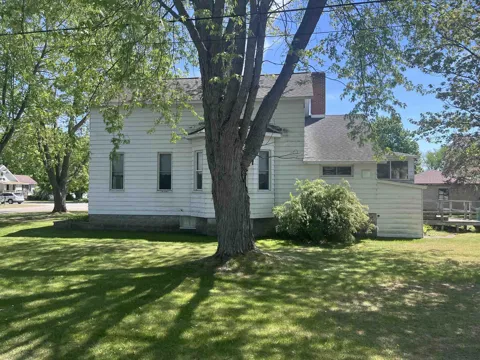 200 Second Avenue
