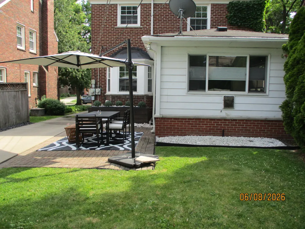 456 Manor Street Grosse Pointe Farms City, MI 48236