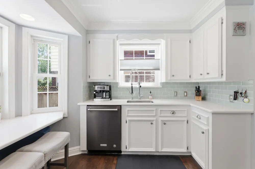 456 Manor Street Grosse Pointe Farms City, MI 48236
