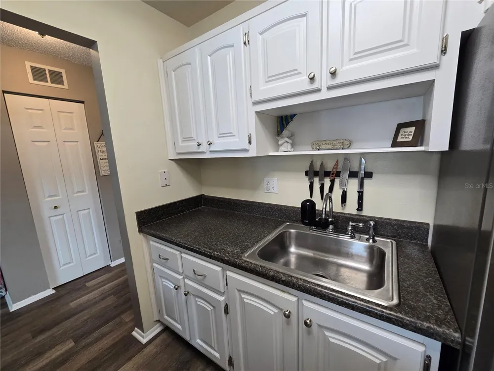 5967 TERRACE PARK DRIVE #206 St Petersburg, FL 33709