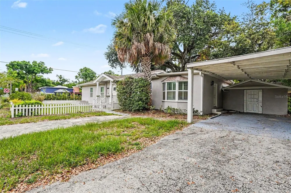 4809 HIGHLAND AVENUE Tampa, FL 33603