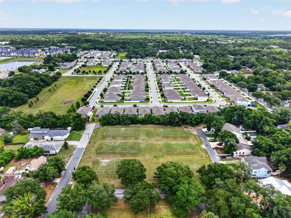 FEARON AVE & E 19TH AVE AVENUE #1-6 Mount Dora, FL 32757