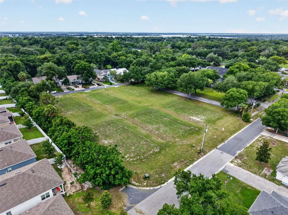 FEARON AVE & E 19TH AVE AVENUE #1-6 Mount Dora, FL 32757