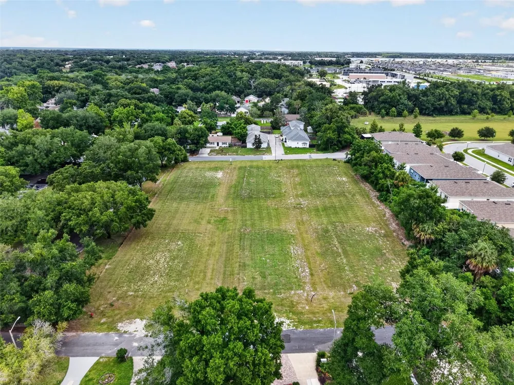 FEARON AVE & E 19TH AVE AVENUE #1-6 Mount Dora, FL 32757