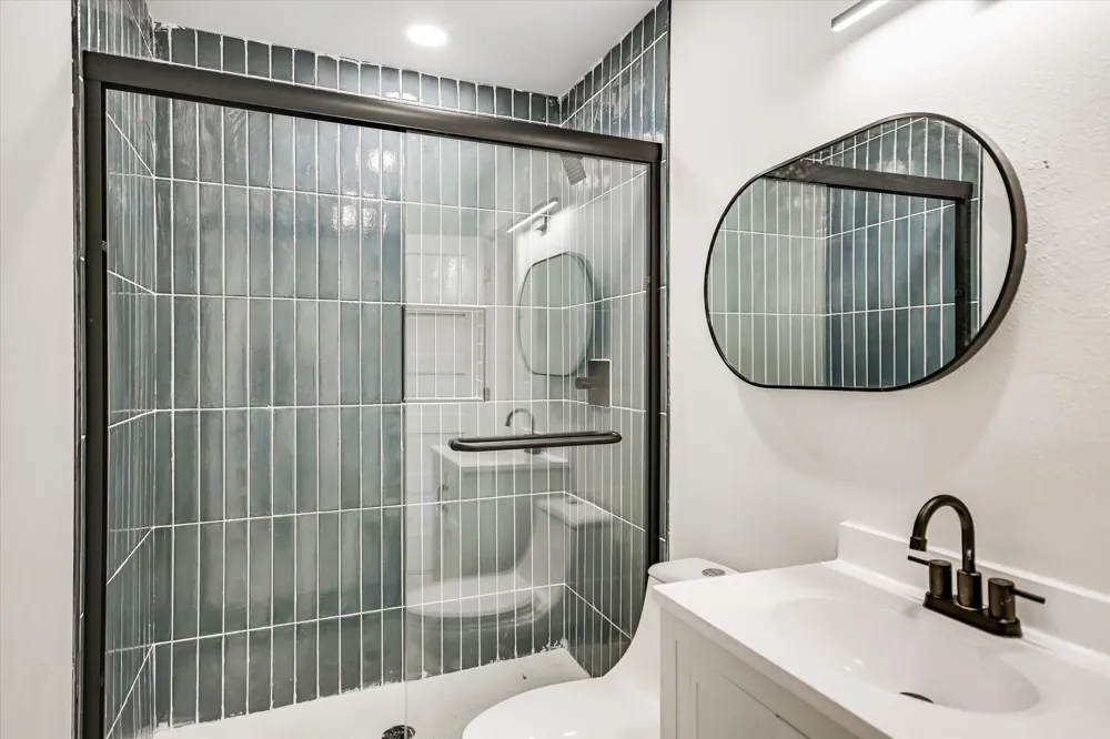 52 WAR BONNET Wimberley, TX 78676