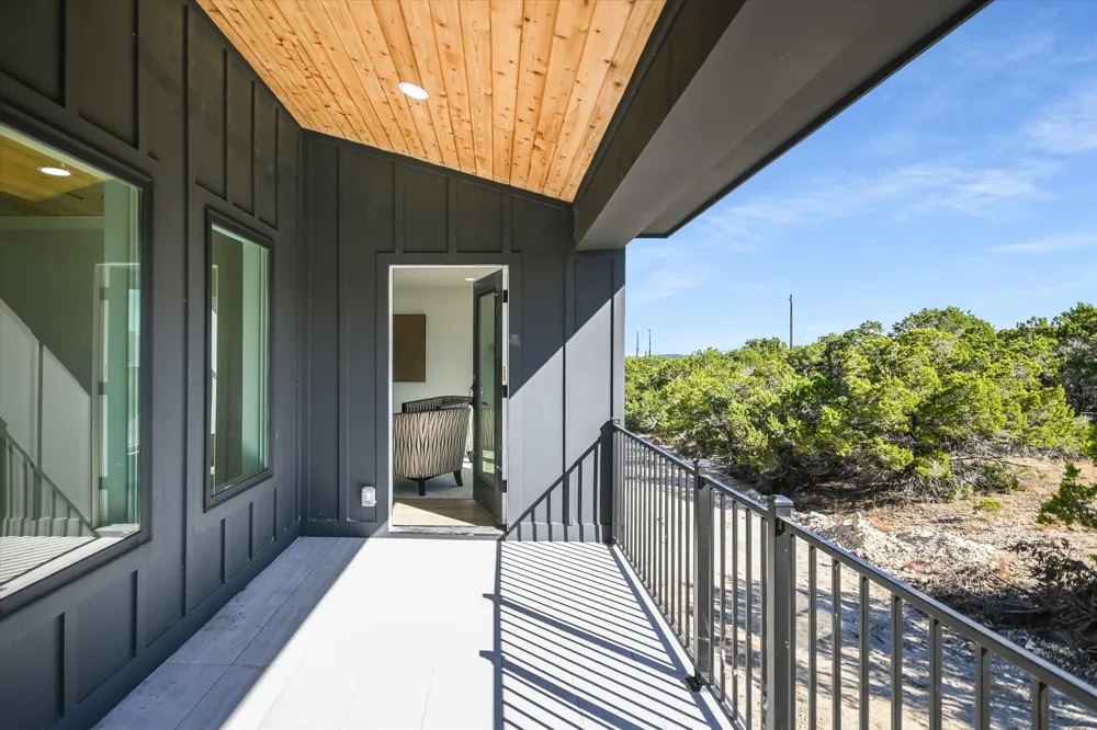 52 WAR BONNET Wimberley, TX 78676