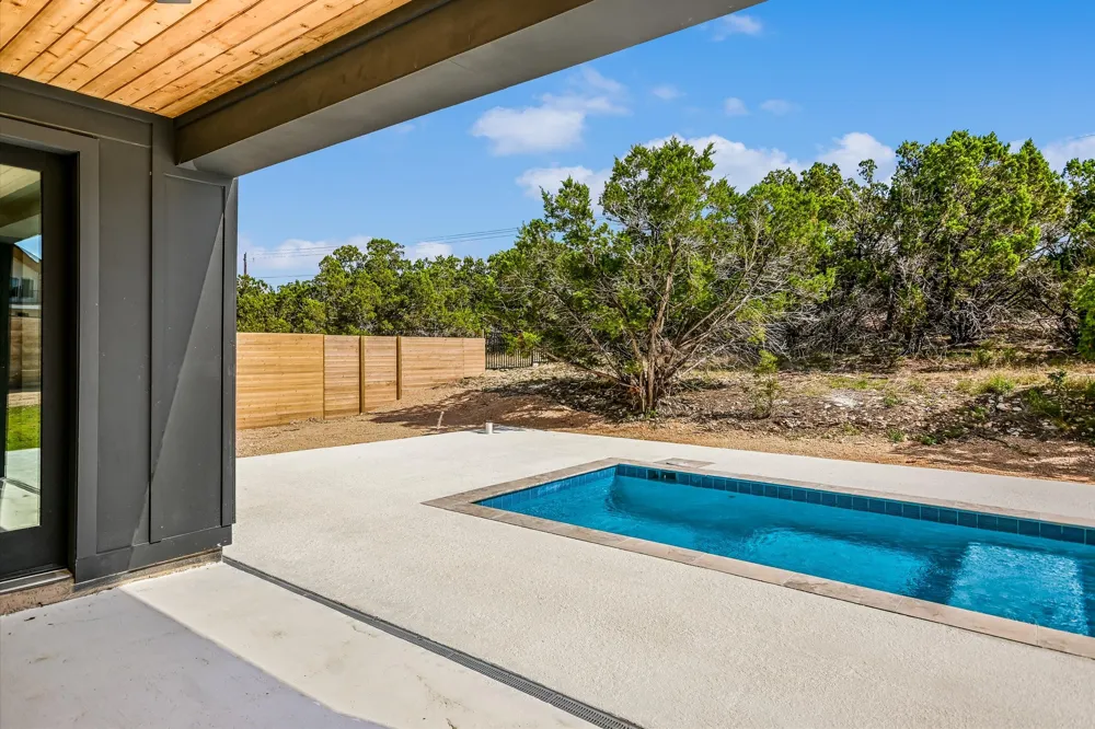 52 WAR BONNET Wimberley, TX 78676