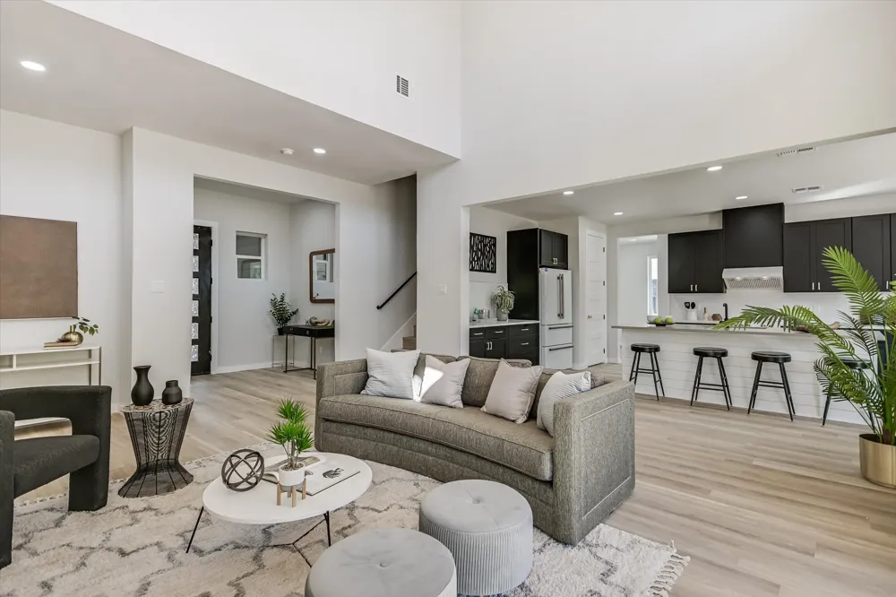 52 WAR BONNET Wimberley, TX 78676