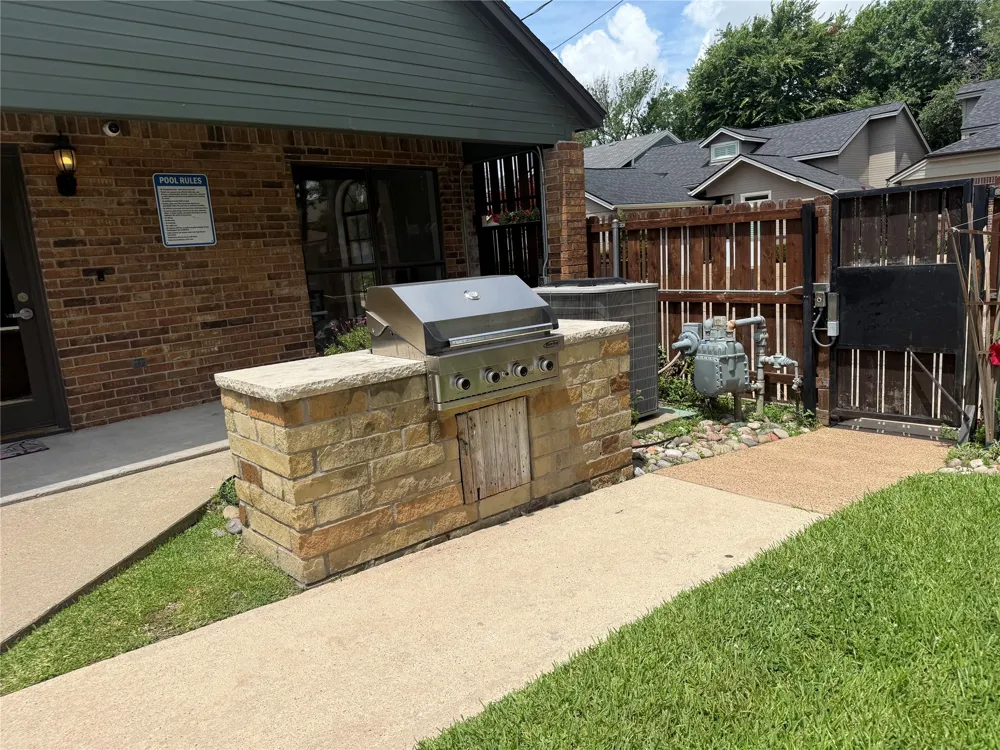 3025 Bryan Street #3E Dallas, TX 75204