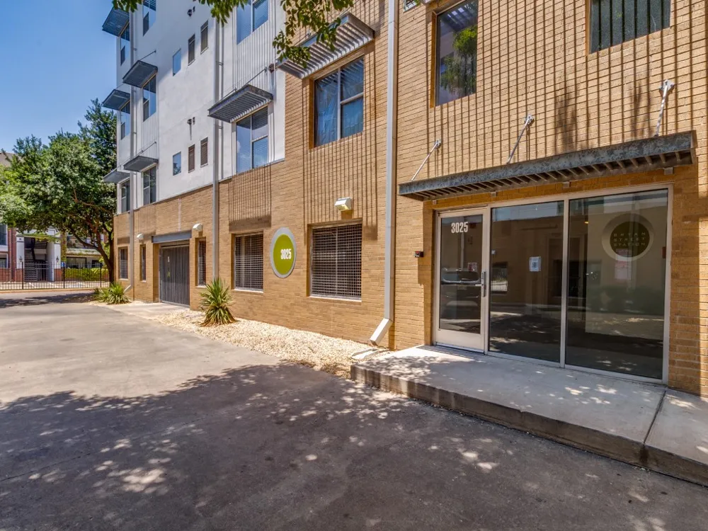 3025 Bryan Street #3E Dallas, TX 75204