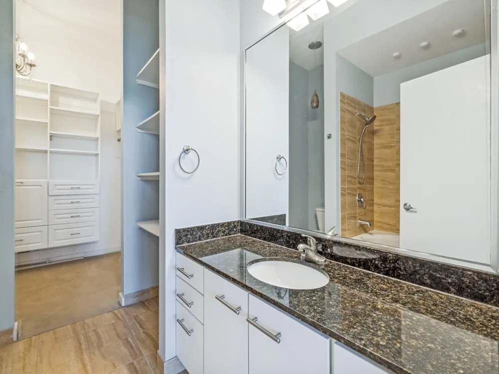 3025 Bryan Street #3E Dallas, TX 75204