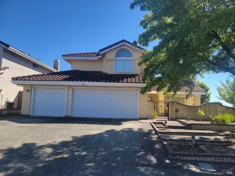 825 Britannia Drive