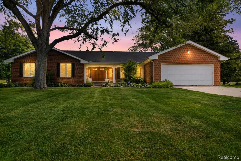 1330 Meadow Green Lane Linden City, MI 48451