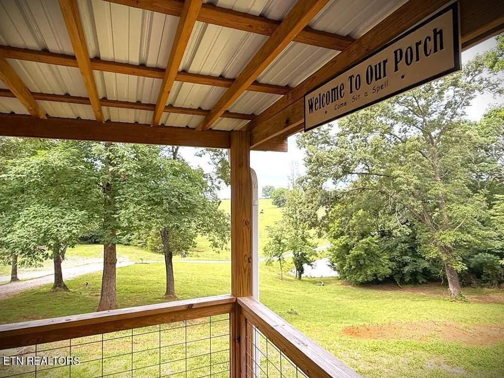 211 Arizona Lane Walling, TN 38587