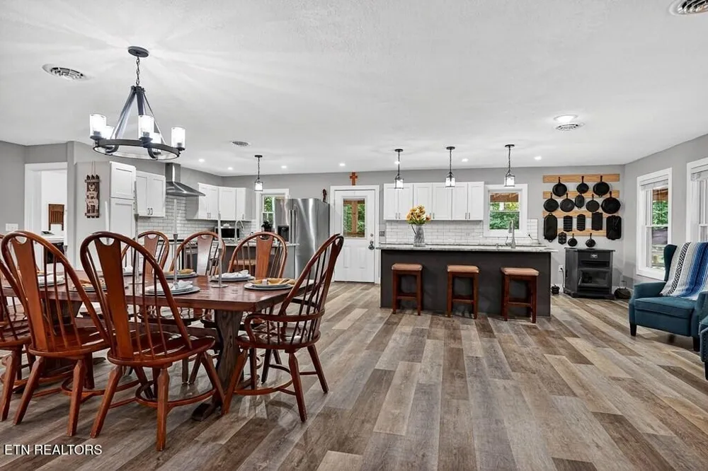 211 Arizona Lane Walling, TN 38587