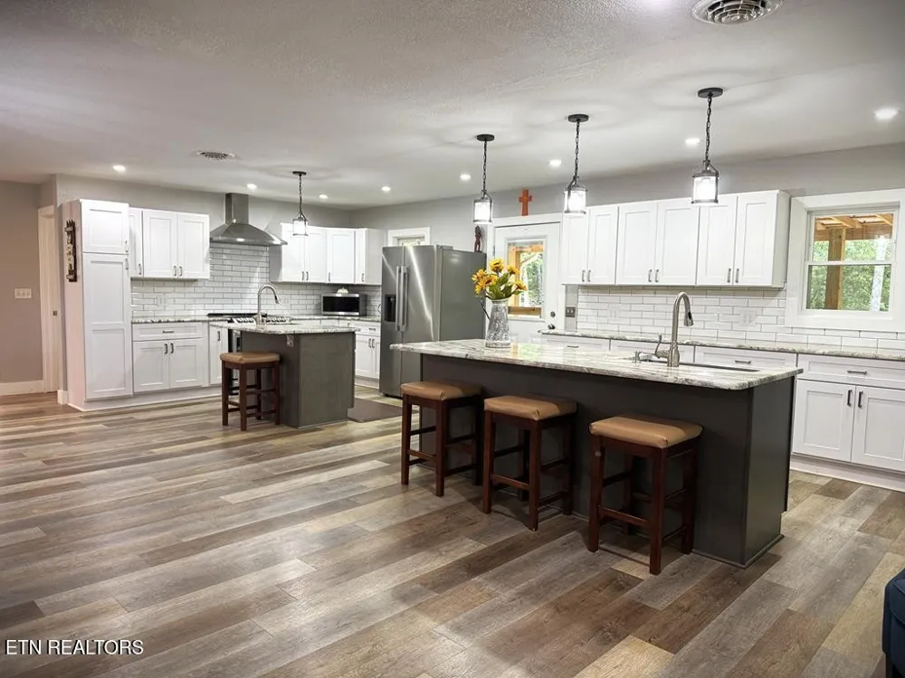 211 Arizona Lane Walling, TN 38587