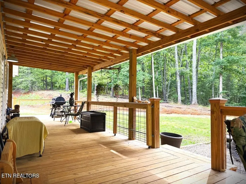 211 Arizona Lane Walling, TN 38587