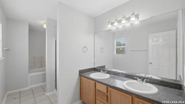 214 HALLIE CV San Antonio, TX 78227