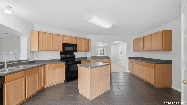 214 HALLIE CV San Antonio, TX 78227