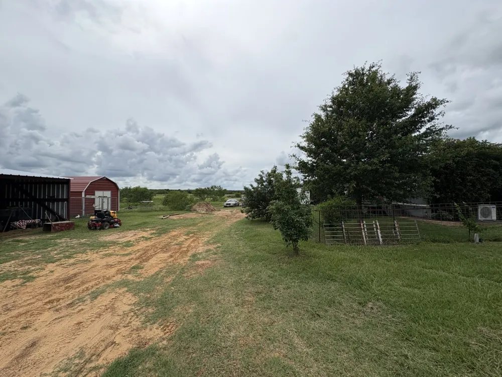 2990 S 304 Highway Rosanky, TX 78953