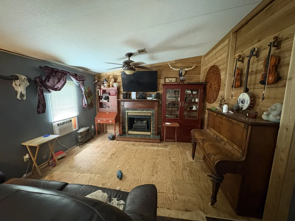 2990 S 304 Highway Rosanky, TX 78953