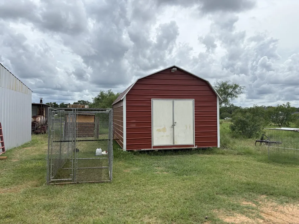 2990 S 304 Highway Rosanky, TX 78953