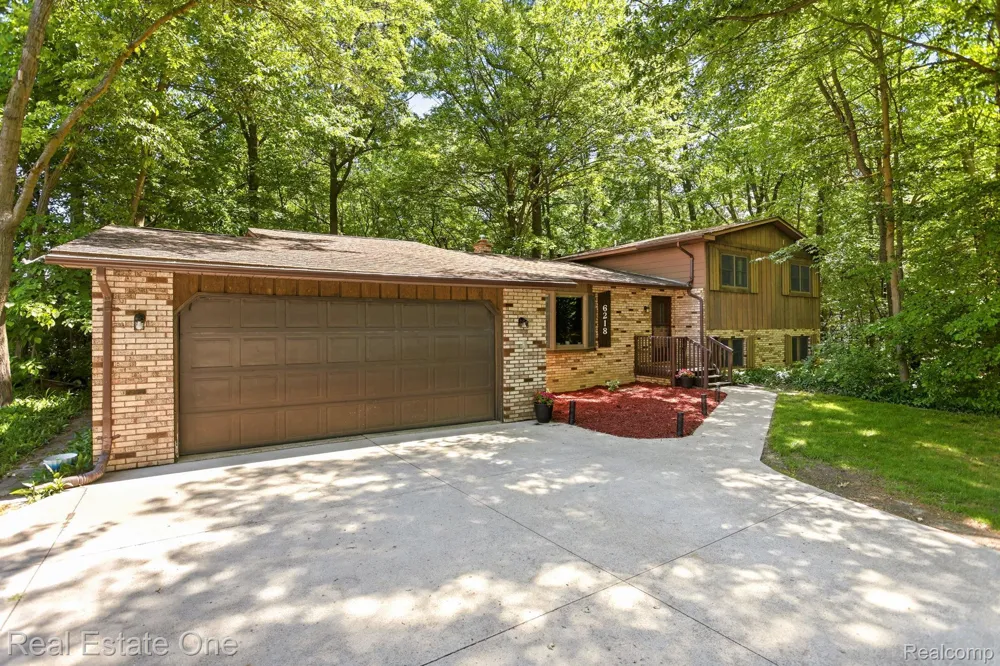 6218 Sturgeon Creek Parkway Midland City, MI 48640