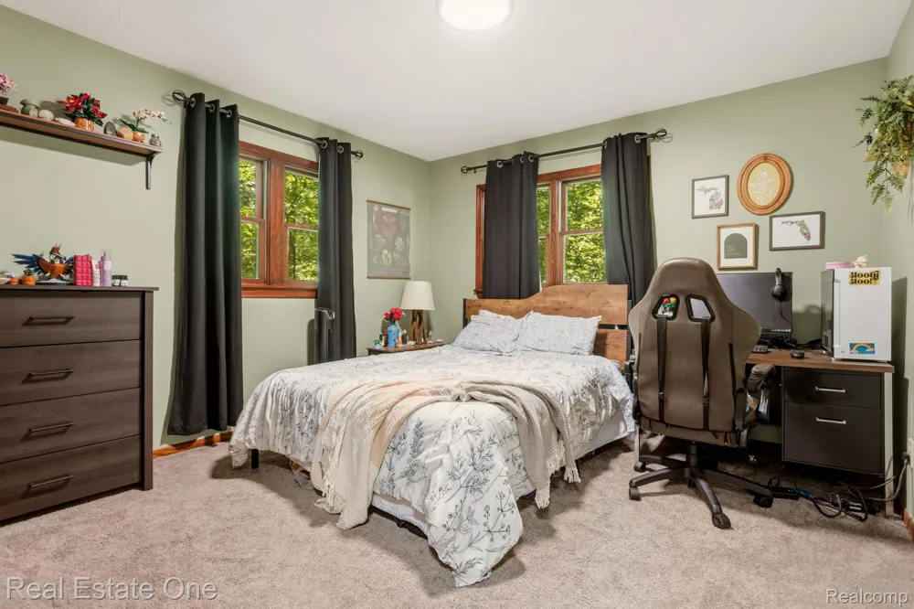 6218 Sturgeon Creek Parkway Midland City, MI 48640