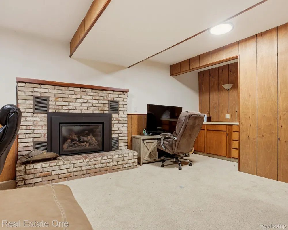 6218 Sturgeon Creek Parkway Midland City, MI 48640