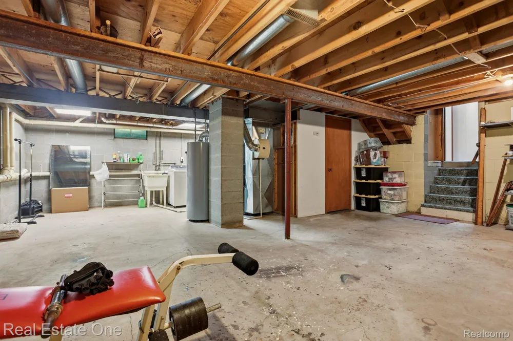 6218 Sturgeon Creek Parkway Midland City, MI 48640