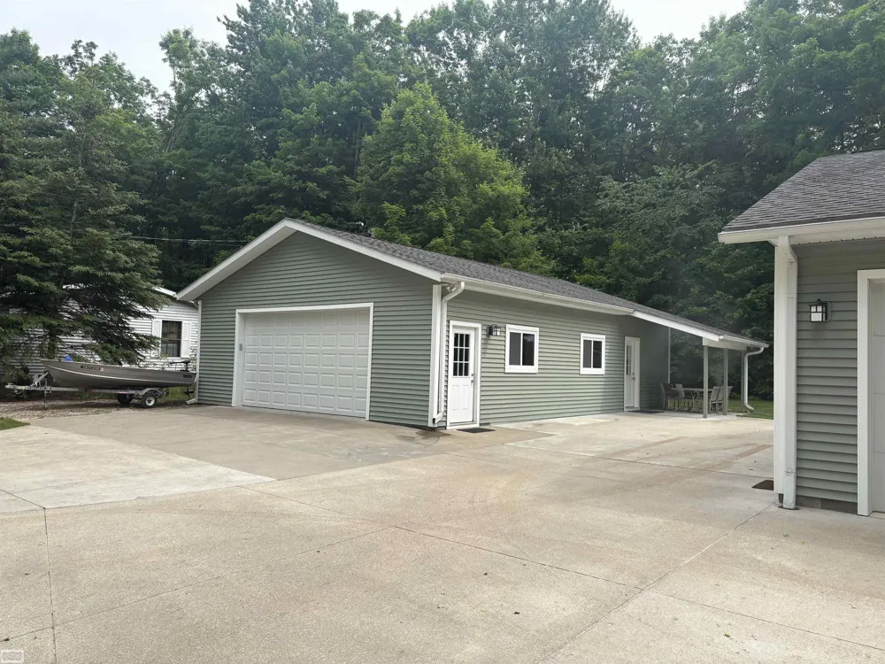 7903 Macatawa Trail Gaylord City, MI 49735