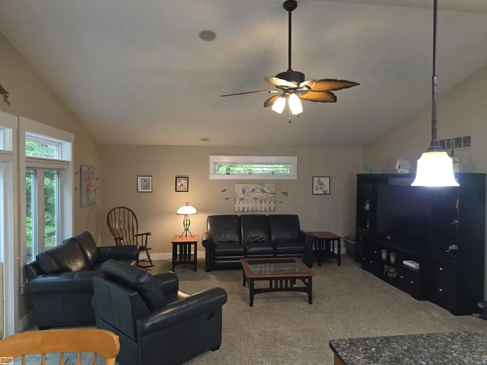 7903 Macatawa Trail Gaylord City, MI 49735