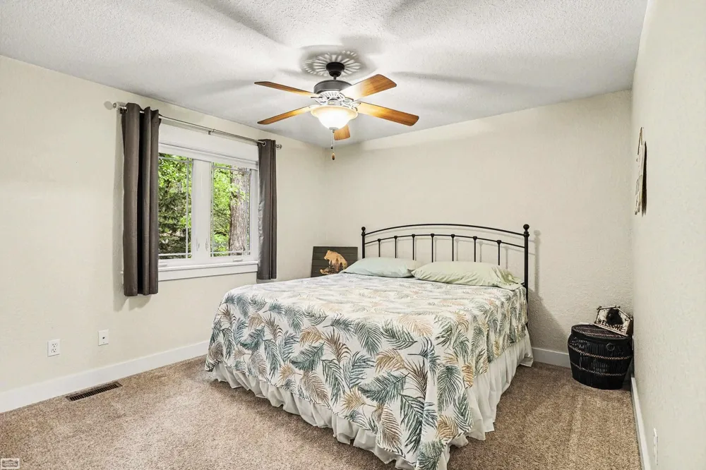 7903 Macatawa Trail Gaylord City, MI 49735