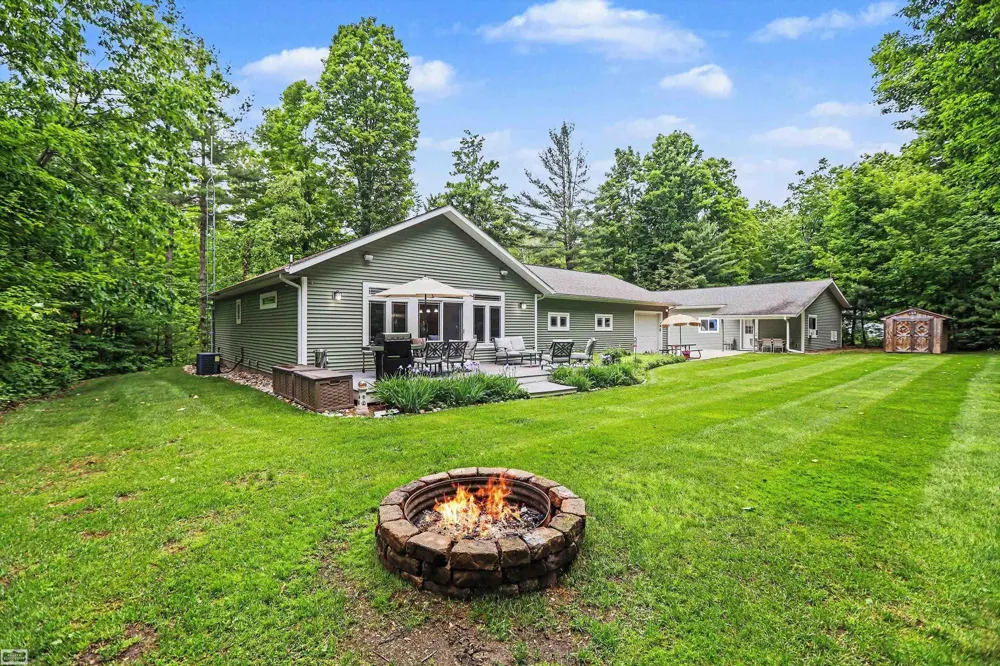 7903 Macatawa Trail Gaylord City, MI 49735