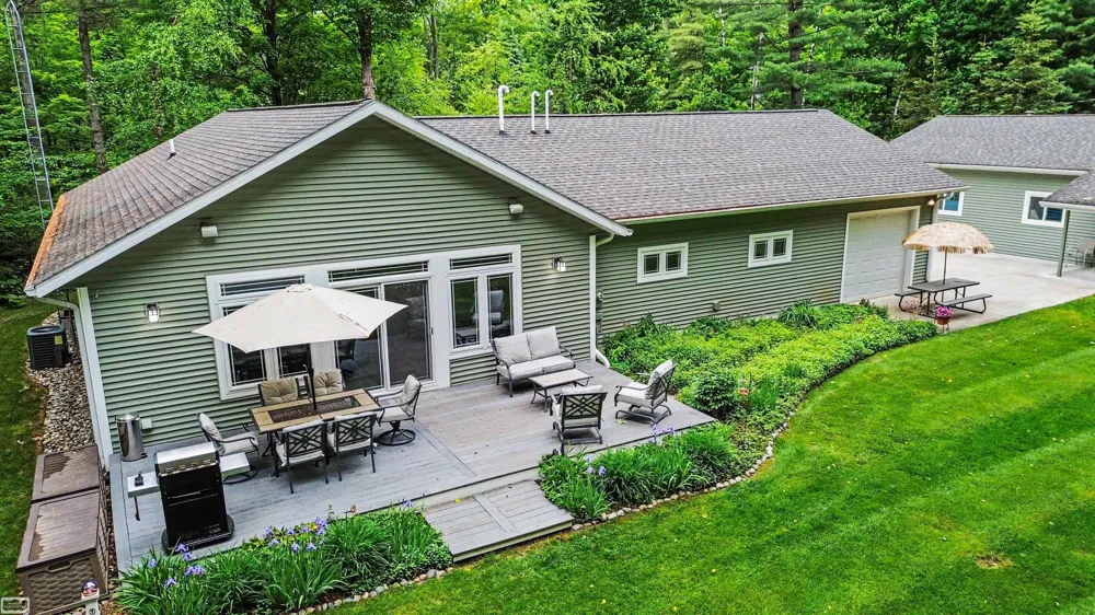 7903 Macatawa Trail Gaylord City, MI 49735