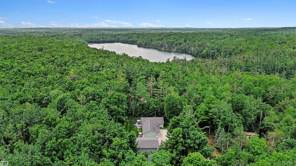 7903 Macatawa Trail Gaylord City, MI 49735