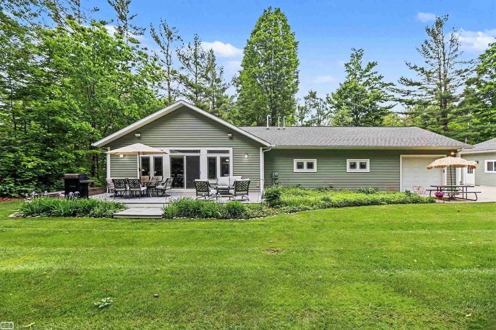 7903 Macatawa Trail Gaylord City, MI 49735
