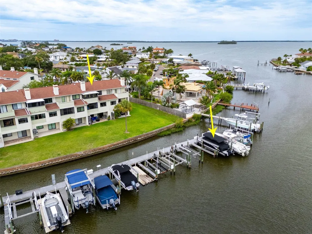 2395 HANOVER DR Dunedin, FL 34698
