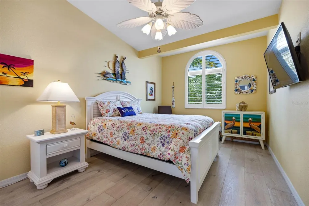 2395 HANOVER DR Dunedin, FL 34698
