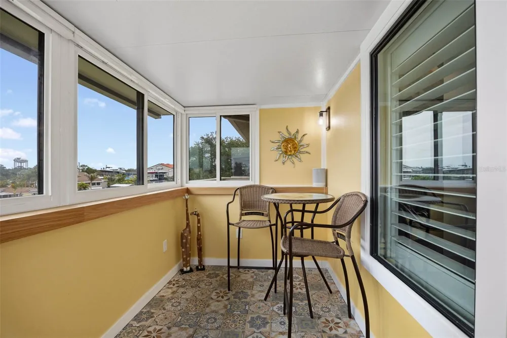 2395 HANOVER DR Dunedin, FL 34698